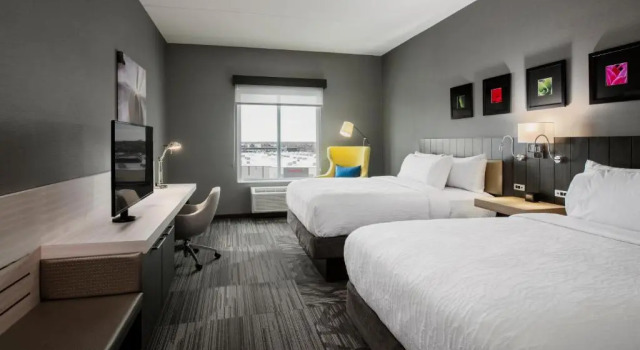 Четырёхместный номер Standard Hilton Garden Inn Winnipeg South