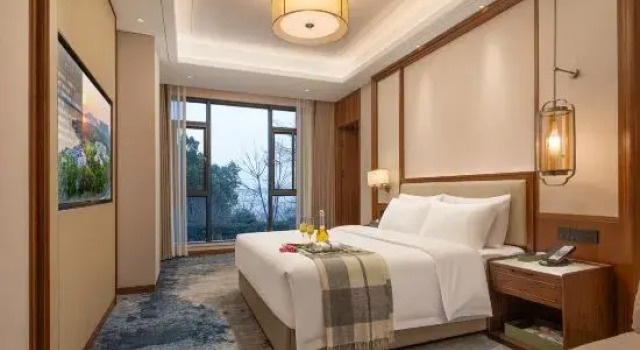 Двухместный семейный люкс Nanhu Hotel