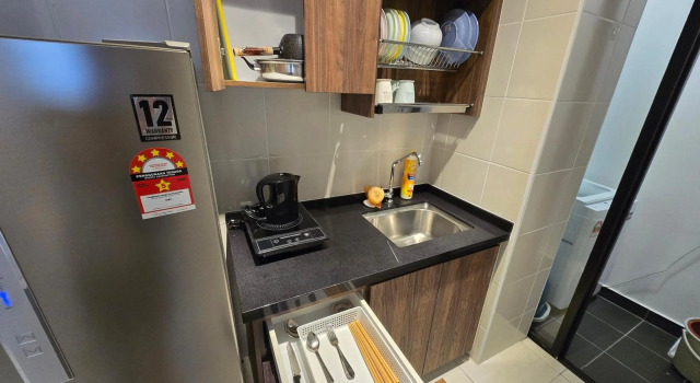 Cozy 2 bedrooms 4 pax Menjalara Near Desa Park City