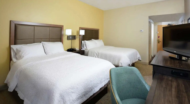 Четырёхместный номер Standard Hampton Inn Martinsville