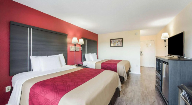 Econo Lodge Waynesville, Забронировать Отель Уэйнсвилл Аппалачи