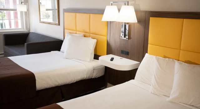 Семейный номер Standard The Burgundy Inn Hotel and Apartments