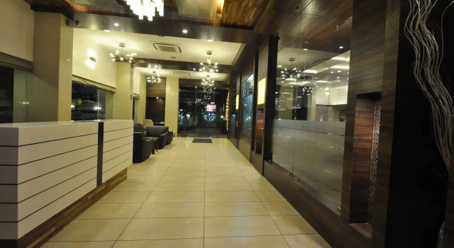 Le Grande Residency, Rezerwuj Hotel Hotele w Gujarat ze śniadaniem, Śniadanie