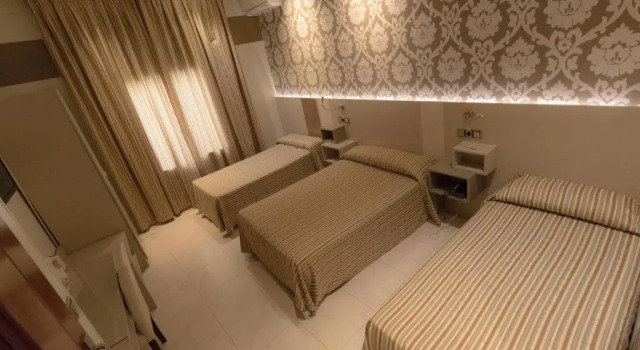 Трёхместный номер Standard Hostal Atocha Almudena Martín