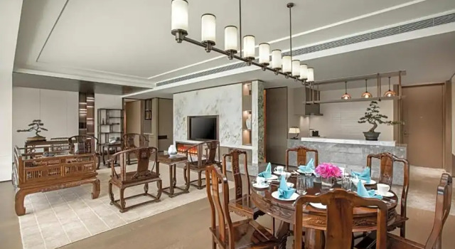 Люкс Presidential Crowne Plaza Ya an by IHG