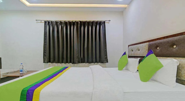 Treebo Jayshree Palace C21 Business Park