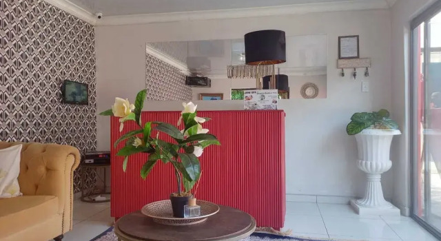 Golgotha Boutique Hotel, Prenota Boutique Sibasa 