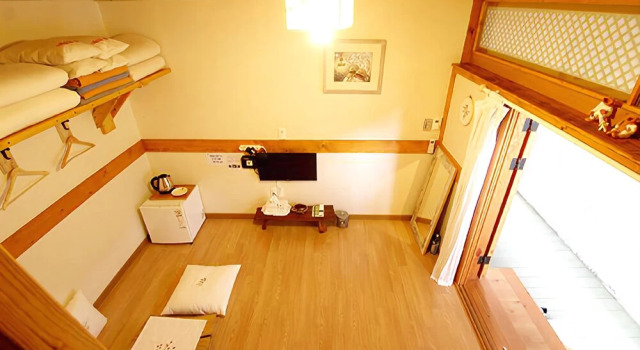 Big smile guesthouse - 큰주댕이 게스트하우스, Prenota Affittacamere Jeonju Jeollabuk-Do