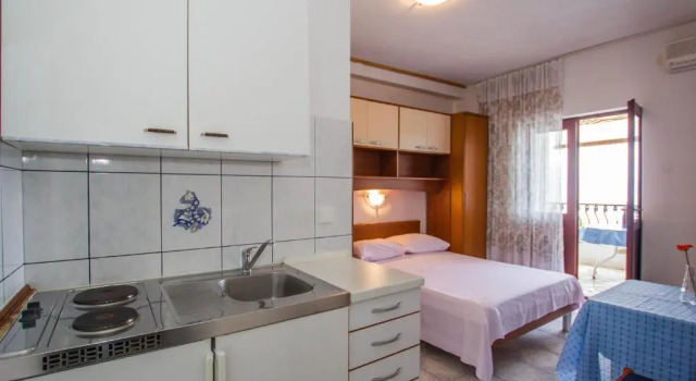 Студия с видом на море Apartments Bartul