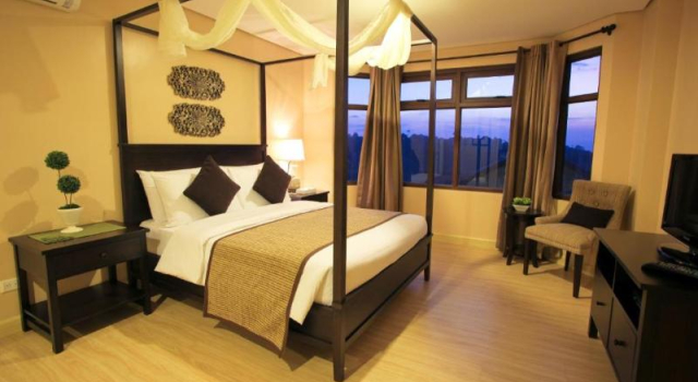 Suite Crosswinds Resort Suites