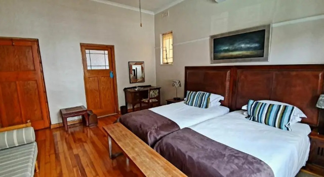 Redbourne Hilldrop Guesthouse B&B, Забронировать Отель «постель и завтрак» Отели Кейптауна 4 звезды, рядом с MyCiTi Station Gardens, 4*