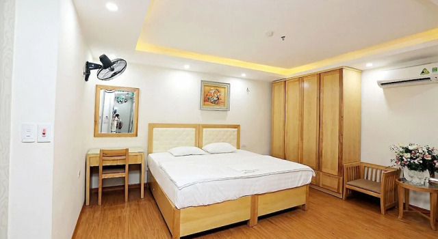 Galaxy Hanoi Hotel & Apartment - 12 ngõ 80 Trần Duy Hưng, Забронировать Апартаменты/квартира Отели Кау Гиай с парковкой, Парковка