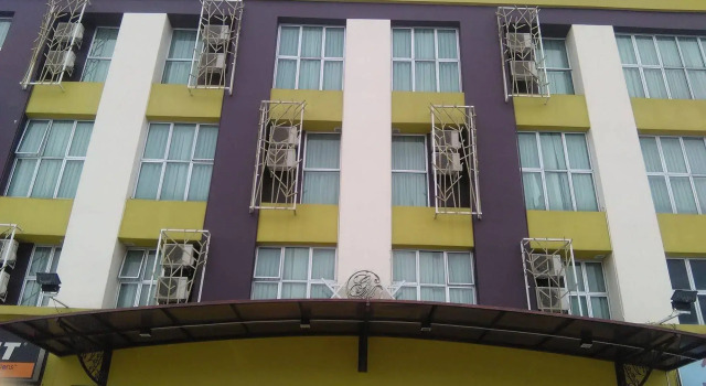 Grand Medallion Hotel, Boek Hotel Goedkope hotels in Borneo