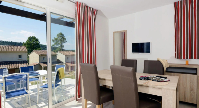 Pretty apartment only 2 km. away from Vallon-Pont-d'Arc