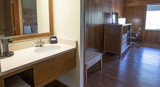 Четырёхместный номер Standard General Butler State Resort Park