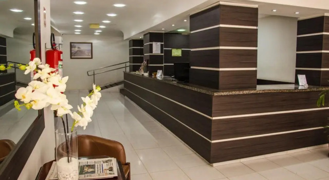 Hotel Ficare Poa