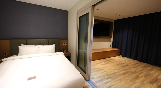 Sea Cruise Hotel
