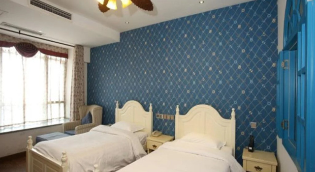 D6 Morrl International Hotel, Забронировать Отель Отели Лунцюанььи 3 звезды, 3*