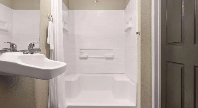 Suite Eagle's Den Suites Cotulla a Travelodge by Wyndham