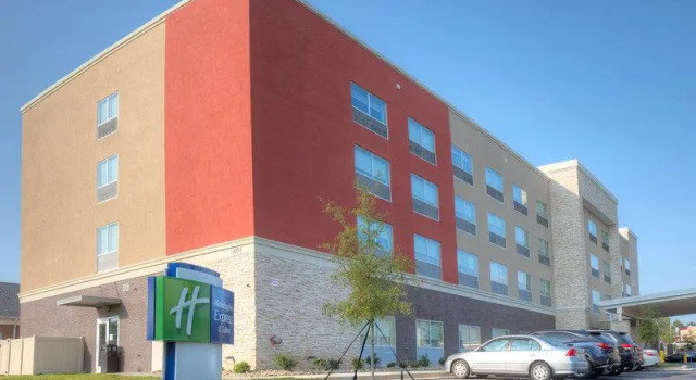 Люкс с 2 комнатами Holiday Inn Express & Suites Fort Mill by IHG