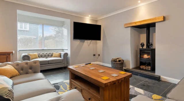 Коттедж Maynor - Large Luxury House, Log Burner, Central Location