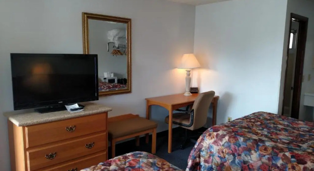 Четырёхместный номер Standard A Wyoming Inn