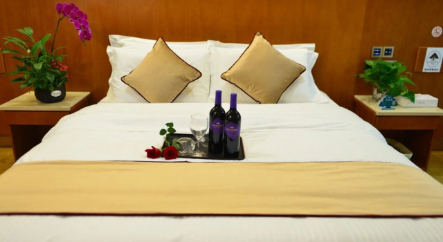 GreenTree Inn Ziyang Lezhi Government Tianchi Town Express Hotel
