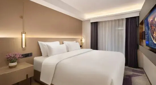 Люкс Business LAVANDE   Hotel （Kunming Vientiane city Tuodong Sports Center Subway Station  Store）