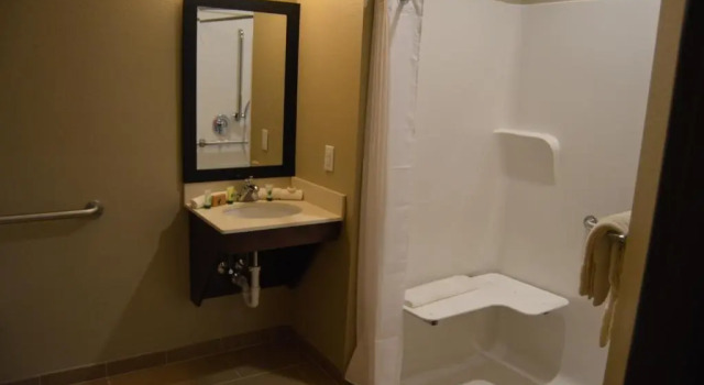Двухместный номер Standard Heritage Place Hotel and Suites