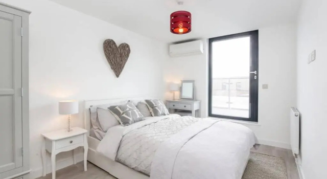 2 Bedroom Penthouse - Large Balcony - Minster View