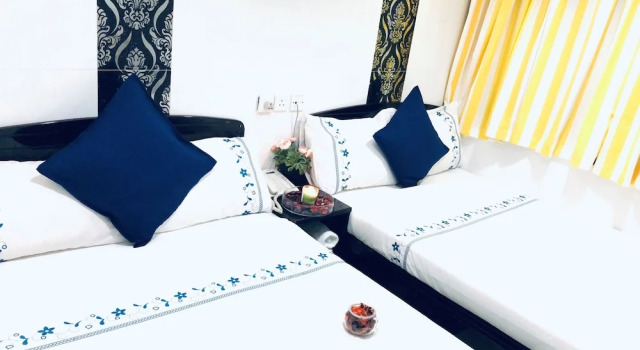 Кровать в общем номере Woodstock Hostel