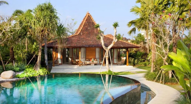 Вилла с 4 комнатами Dea Villas