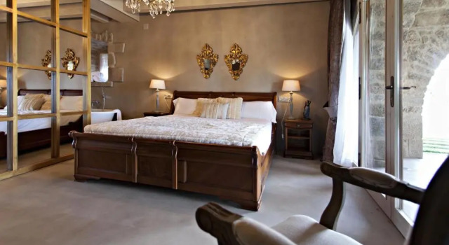 Полулюкс La Vella Farga Hotel
