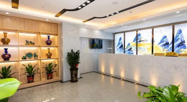 Le 8 Manli Hotel (Shenzhen North Railway Station Minzhi Branch), Rezerwuj Hotel Hotele w Shenzhen z parkingiem, Parking