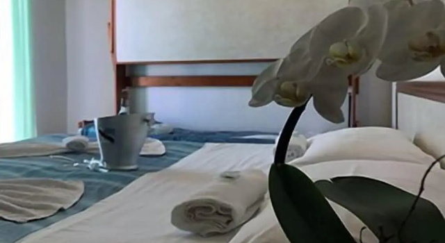 Двухместный номер Standard с балконом Hotel Kennedy