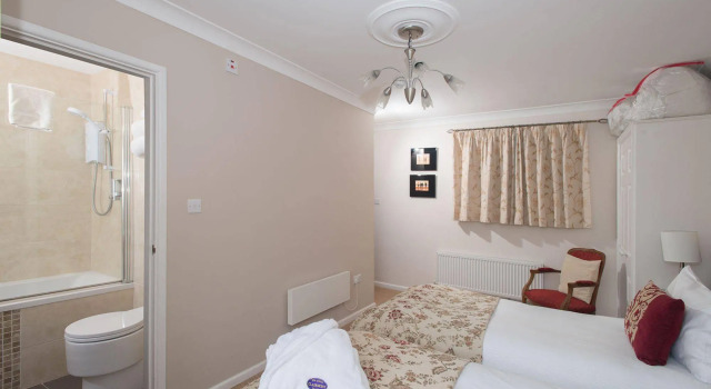 Clairmont Guest House, Réserver Maison d'hôtes Telford Shropshire