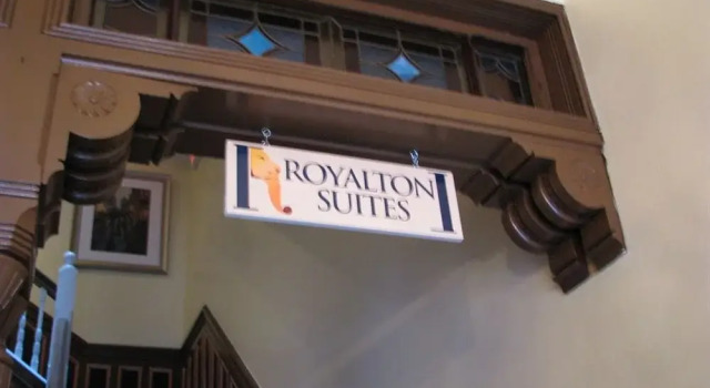 Royalton Suites, Забронировать Отель Отели Бостона 3 звезды, рядом с Huntington Theatre, 3*