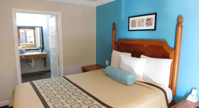 Номер Deluxe Continental Lodge