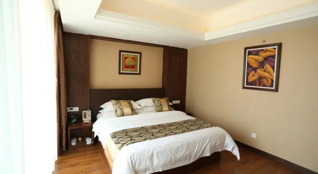 Emeishan Garden City Hotel  Resorts, Prenota Hotel Hotel a Sichuan con parcheggio, Parcheggio
