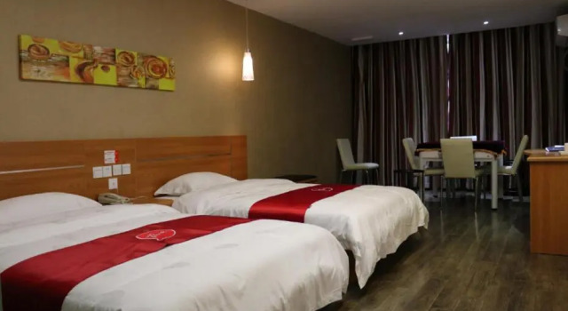 Двухместный номер Standard Thank Inn Chain Hotel Anhui Anqing Taihu Longshan Road
