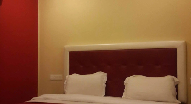Люкс HOTEL VARUNA