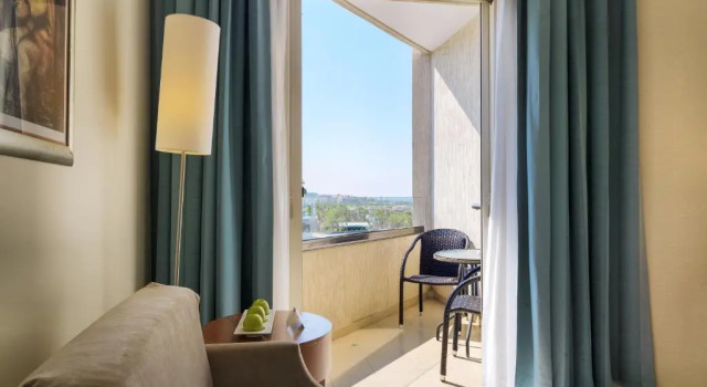 Одноместный номер Standard с частичным видом на море Alexander The Great Beach Hotel