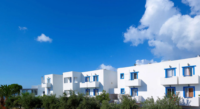 Cavo Marelia, Prenota Hotel Amoopi 