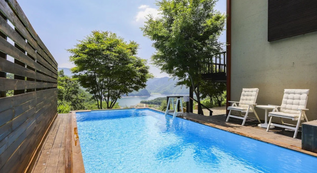 Двухместная вилла Penatess Pool Villa
