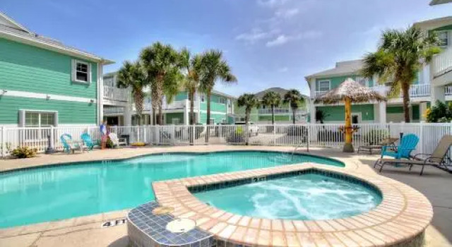 Cozy Palms Mc4 Condo