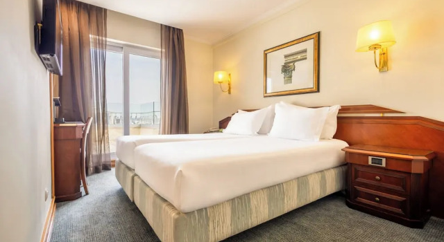 Двухместный номер Superior с балконом SANA Rex Hotel