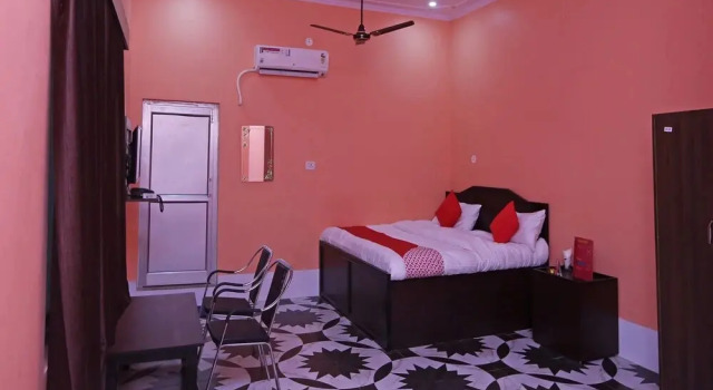 Yadav Hotel By OYO Rooms, Varaa Hotelli Gurgaon 