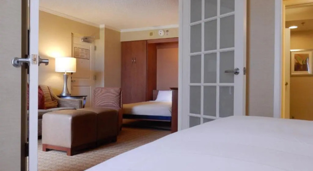 Люкс c 1 комнатой Scottsdale Marriott Old Town