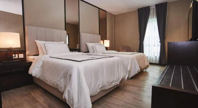Corsica Hotel