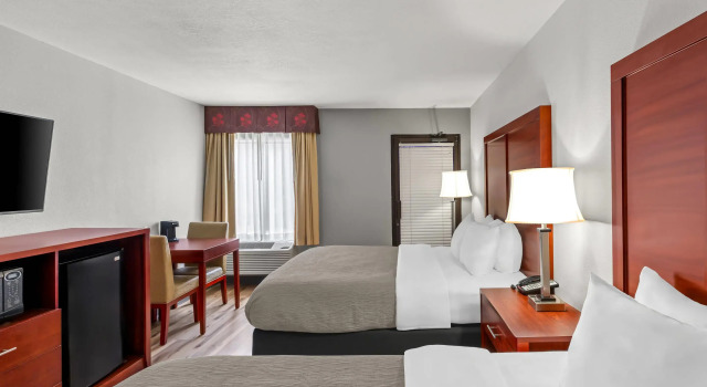 Четырёхместный номер Standard Quality Inn & Suites Richburg I-77